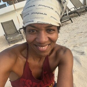 Meet your Posher, Mye